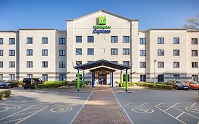 Holiday Inn Express Poole 3*